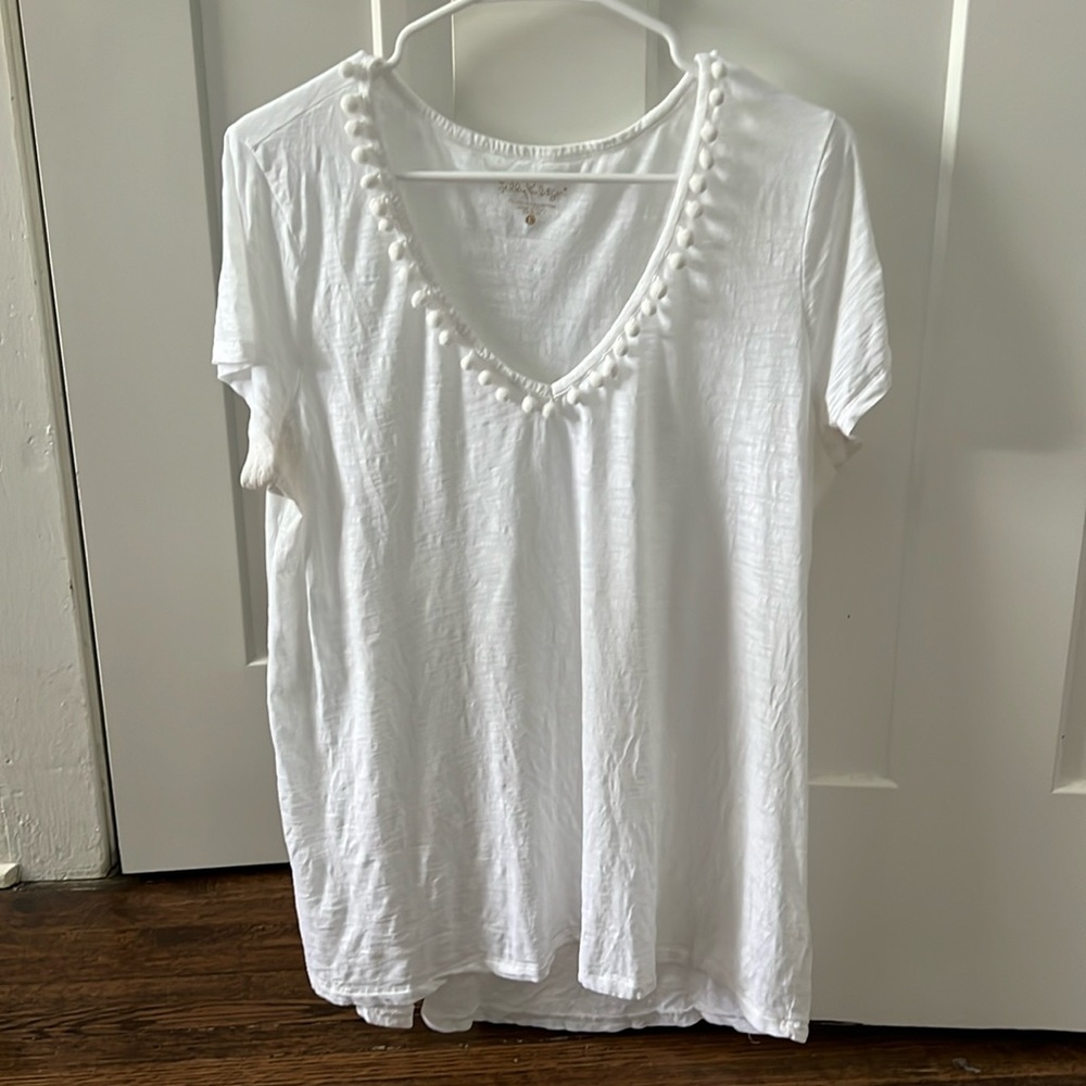 Lilly Pulizter White Pom Pom vneck